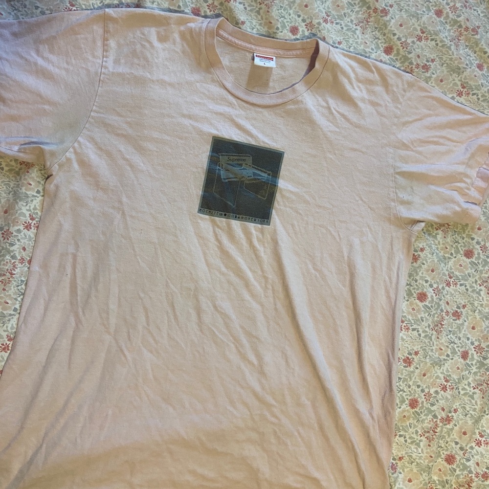 Supreme tee